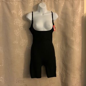 Black Women's Shapewear Bodysuit